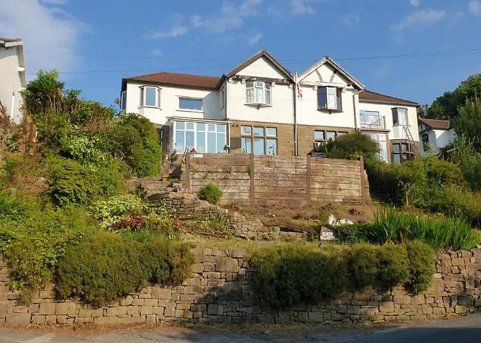 Alma Cliffe Guest House